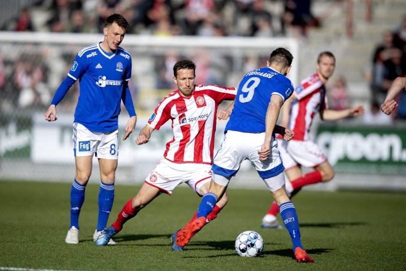 Jakob Ahlmann forlængede fredag sin kontrakt med AaB, så den gælder frem til sommeren 2024. Arkivfoto: Lars Pauli <i>Foto: Lars Pauli</i>