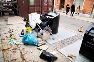 Gaderne flyder med affald: Folk er fuldstændig ligeglade