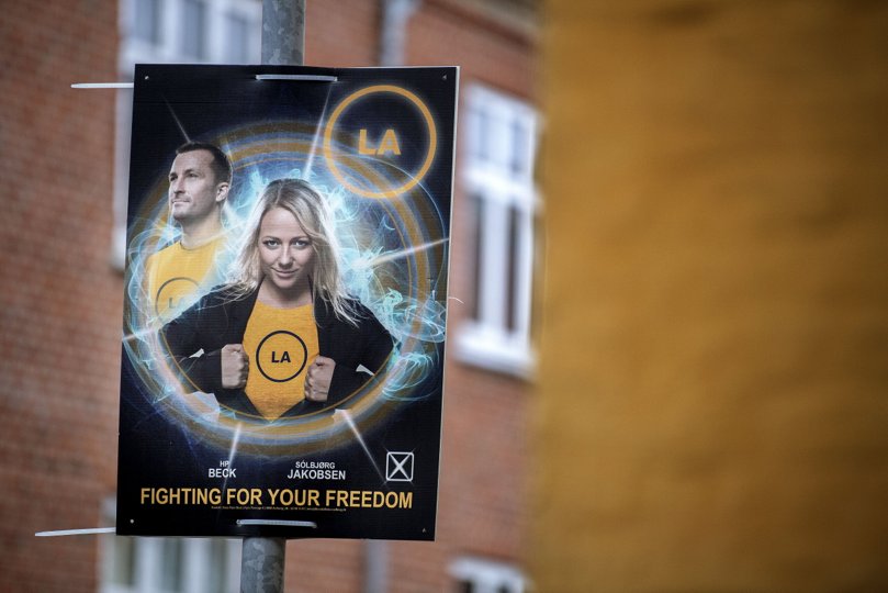 Alternative eller ej - valgplakaterne virker. Foto: Lars Pauli <i>Foto: Lars Pauli</i>