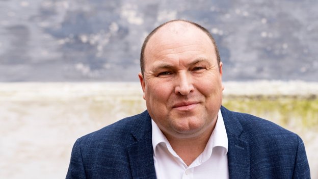 Thomas Reinholdt Rasmussen er født i 1972 og vokset op i Frederikshavn. Pressefoto: Maria Bjørn