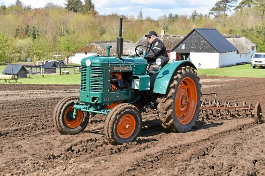 Der var nok at kigge på for traktor-nostalgikere, men af hensyn til corona-restriktionerne havde museet i Boldrup på forhånd undladt at slå på tromme for pløjedagen. Privatfoto