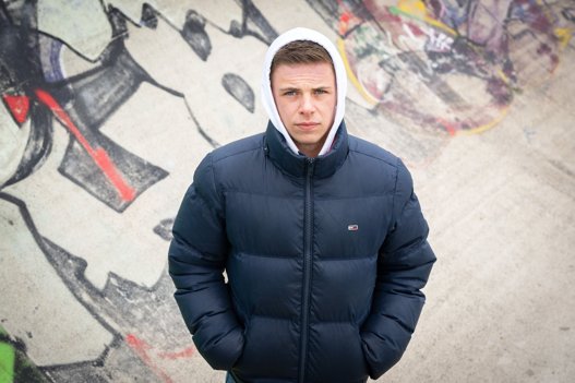 Martin Jensen har lagt stoffer og kriminalitet på hylden, og han er ikke i tvivl om, at Kuno spiller en stor rolle. Foto Henrik Bo <i>Foto: Henrik Bo</i>