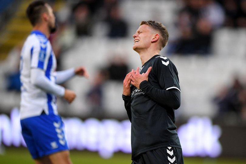 Kasper Kusk ærgrer sig her over en stor chance, han misbrugte i anden halvleg. Foto: Torben Hansen