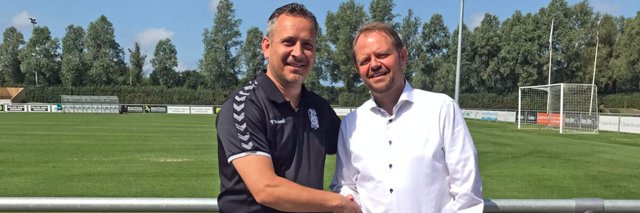 Bestyrelsesformand Bøje Lundtoft (t.v.) sammen med den nye direktør Søren Als Christiansen. Foto: Jammerbugt FC