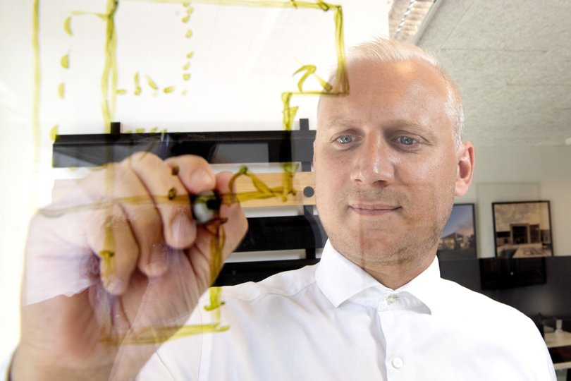 For Henrik Pedersen var matematikken meningsløs. I dag lever han af at arbejde med matematik. Foto: Henrik Louis <i>Foto:Henrik Simonsen</i>