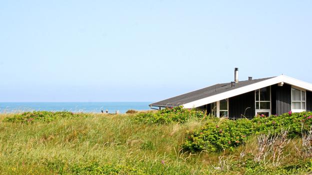 Feriecentre som Skallerup Seaside Resort, hoteller og sommerhusbureauer kan få gang i bookingerne med en statsgaranti lyder forslaget fra DI, Arkivfoto
