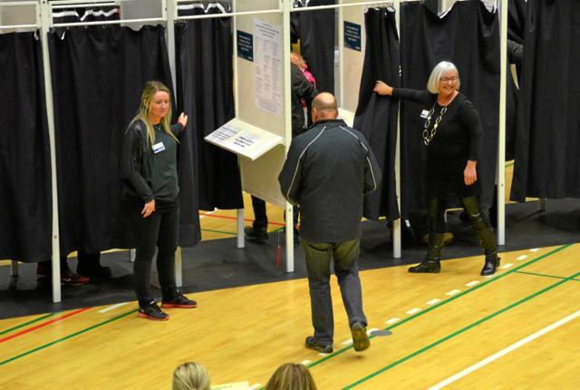 Idrætshallen i Frederikshavn var i mangfoldige år en af de allerstørste valgsteder i Danmark
