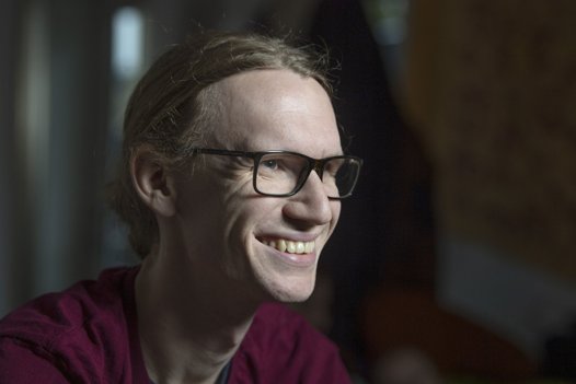 Jonathan Zacho Bruun er kommunist på den nye måde, hvor han vil påvirke den offentlige debat og være klar, når vælgerne søger en ny måde at anskue et samfund på. Foto: Henrik Louis <i>Foto:Henrik Simonsen</i>