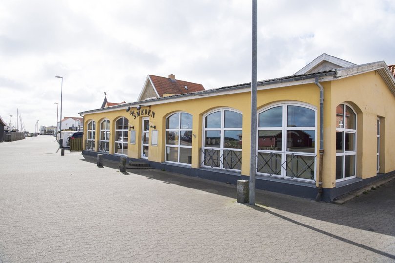 Det er her på adressen Havnen 2 i Sæby, at en ny udgave af "Bistro V" åbner. Foto: Kim Dahl Hansen <i>Foto: Kim Dahl Hansen</i>