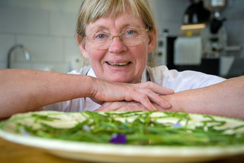 - Nu lukker jeg Café Amtoft, siger indehaver Mie Buus. Arkivfoto: Bo Lehm