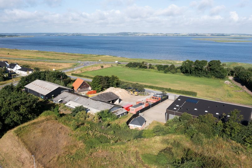 Her skal der placeres endnu et sundhedshus med flere funktioner samt boliger. Foto: Henrik Bo