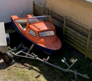 Her er båden, som Nordjyllands Politi gerne vil finde ejeren til. Foto: Nordjyllands Politi