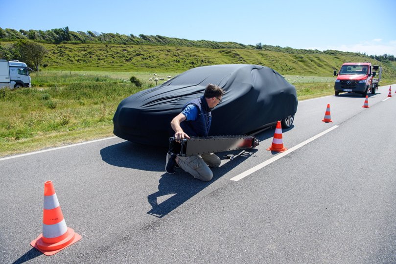 Et stort bilmærke skyder reklamebilleder af ny bilmodel på smukke Nordmors. <i>Foto: Henrik Bo</i>