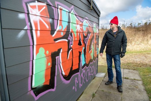 Hvis vi lader det sidde, bliver det en magnet for andre graffitimalere, siger Jacob Andersen