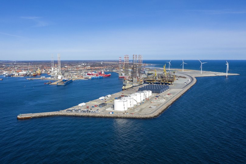 Man kan komme et langt stykke ud i Kattegat, hvis man bevæger sig længst ud på havnen i Frederikshavn - men for mange er det for besværligt at komme helt derud. Foto: Lars Pauli <i>Foto: Lars Pauli</i>