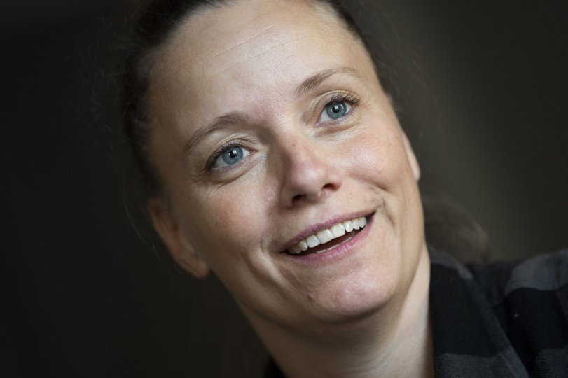 Anja Robanke troede, hun skulle have mand, børn og et almindeligt lønmodtagerjob. Men så forelskede hun sig i Island. <i>Foto: Henrik Bo</i>