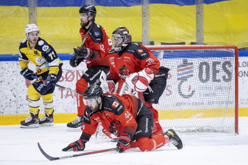 Josh MacDonald og piraterne havde en meget skidt 2. periode i Esbjerg. Foto: Lars Pauli <i>Foto: Lars Pauli</i>