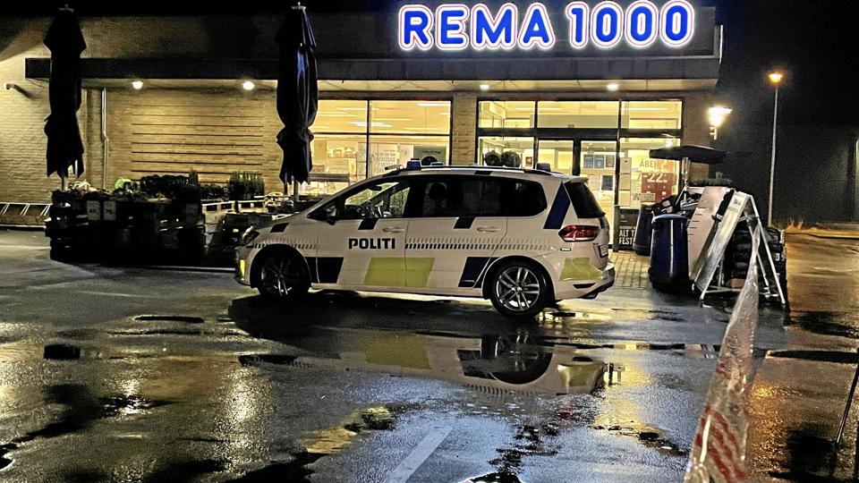 Den 16-årige forsøgte at begå røveri i Rema 1000 i Sindal 21. december sidste år. Foto: Jan Pedersen