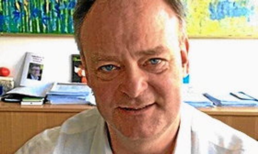 - I 2016 spildte cirka en tredjedel af 2.600 adspurgte bygningsarbejdere deres arbejdstid på for eksempel at vente på materialer. Det, tror jeg, kun er rykket marginalt i dag. I industrien er der indført mange robotter, men vi har ingen robotter i byggebranchen, pointerer Gunde Odgaard fra BAT. - I 2016 spildte cirka en tredjedel af 2.600 adspurgte bygningsarbejdere deres arbejdstid på for eksempel at vente på materialer. Det, tror jeg, kun er rykket marginalt i dag. I industrien er der indført mange robotter, men vi har ingen robotter i byggebranchen, pointerer Gunde Odgaard fra BAT.