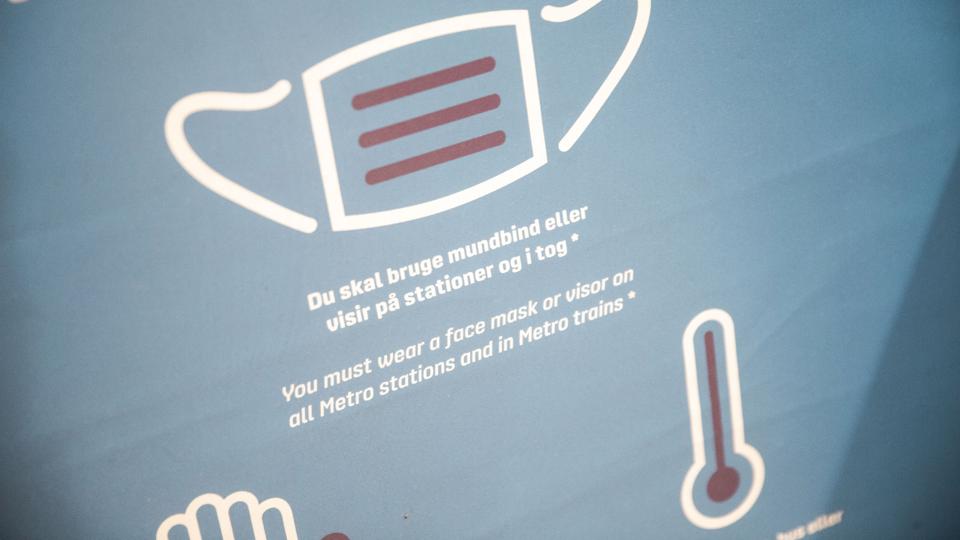 Siden 1. februar har alle coronarestriktioner været ophævet i Danmark. Men fire ud af ti tror, at restriktioner vender tilbage, inden året er omme, viser Voxmeter-måling. (Arkivfoto). <i>“lafur Steinar Rye Gestsson/Ritzau Scanpix</i>