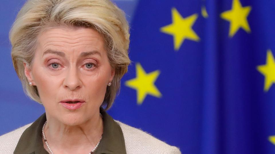 EU-Kommissionens formand, Ursula von der Leyen, siger, at "Ukraine er en af os". (Arkivfoto) <i>Pool/Reuters</i>