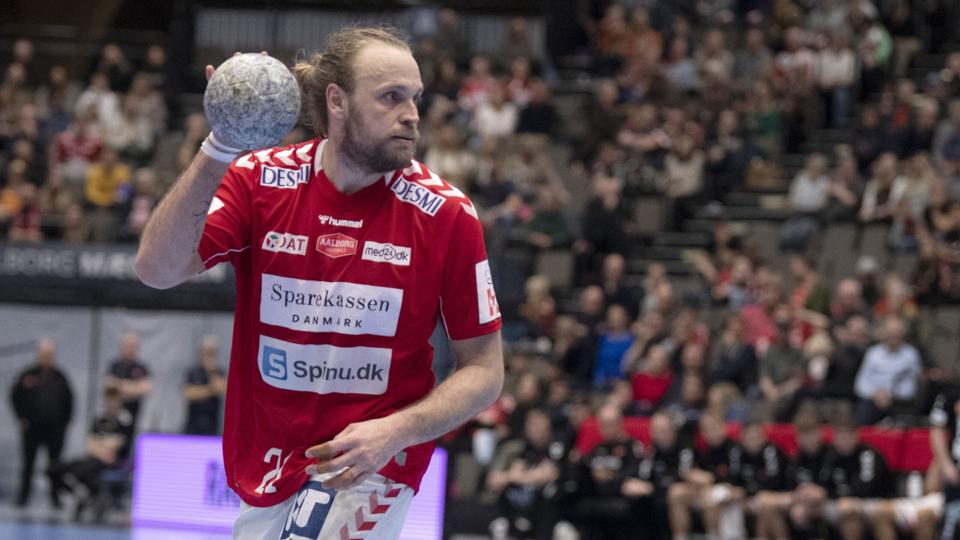 Henrik Møllgaard så mest de andre spille angrebsspillet i søndagens sejr, hvor han og holdkammeraterne også havde nok at se til defensivt. Arkivfoto: Henrik Louis <i>Foto:Henrik Simonsen</i>
