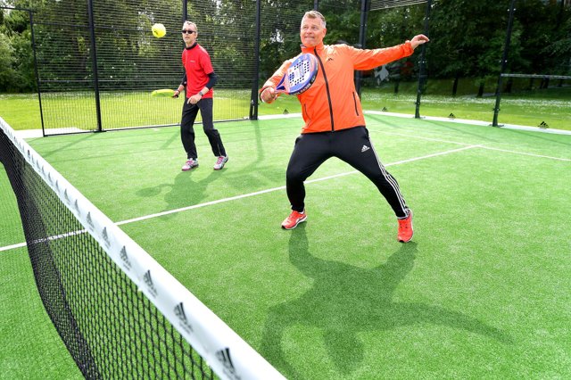 Padeltennis er så populært, at en nordjysk tennisklub nu ændrer en tennisbane til tre padelbaner. Arkivfoto: Torben Hansen