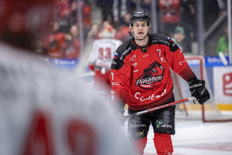 Kiril Kabanov fik et fremragende comeback til isen, da han scorede to mål mod Odense Bulldogs. Foto: Lars Pauli <i>Foto: Lars Pauli</i>