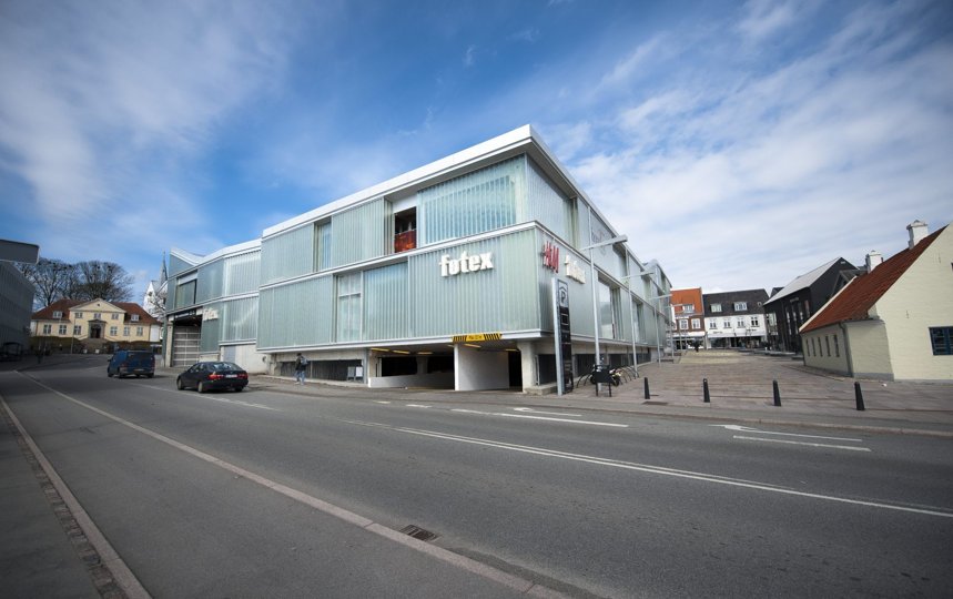 I stedet for butikker kan der indrettes i alt 26 nye boliger på 1. og 2. sal i J. P. Jacobsensen Center - ifølge et forslag fra Bjerg Arkitektur. Arkivfoto: Diana Holm