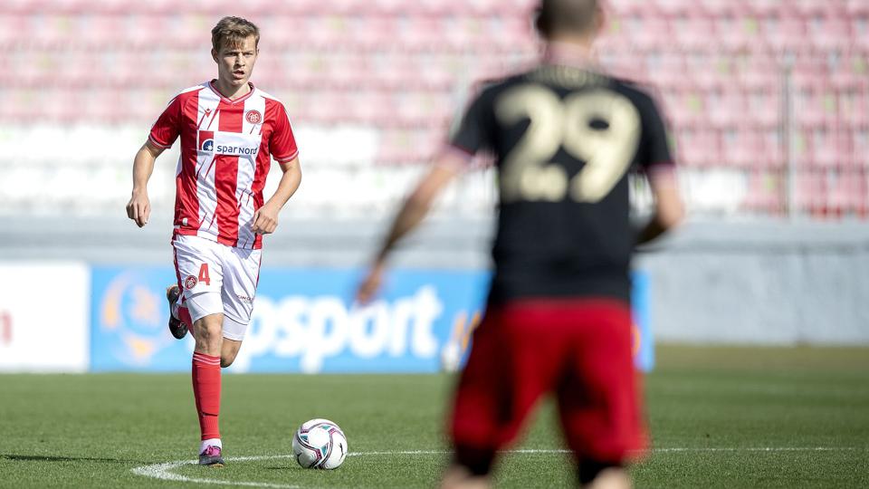 Mathias Ross har ikke fået meget spilletid i dette forår, men det slår ham ikke ud. Arkivfoto: Lars Pauli <i>Foto: Lars Pauli</i>