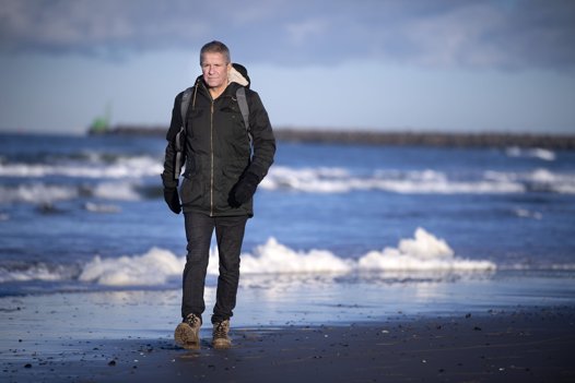 59-årig Lars Hansen planlægger og inviterer til ture på stranden og i skoven, hvor du både kan løbe og gå. Selv holder han af begge dele. Foto: Torben Hansen