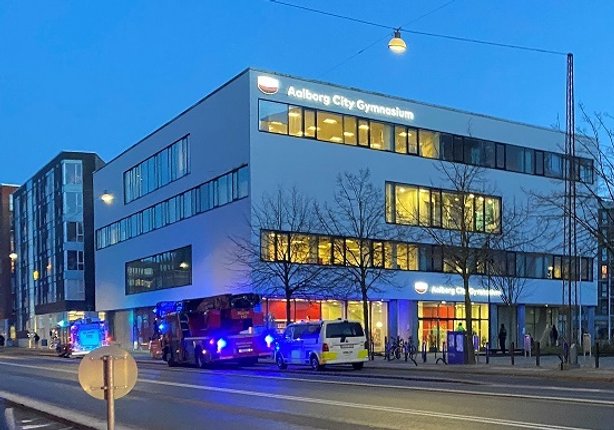 Aalborg City Gymnasium blev evakueret torsdag eftermiddag. Foto: Tom Bue