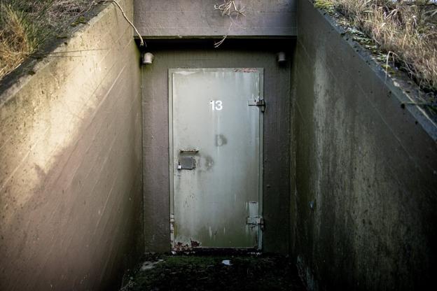 Det tidligere militærområde i Brinkhus har offentlig adgang - og måske bliver der mulighed for overnatning i nogle af de gamle bunkere.