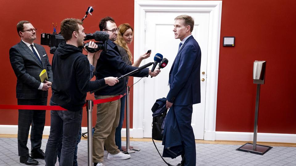 Kristian Thulesen Dahl (DF) kalder det trist, at undersøgelse af økonomien i Dansk Folkeparti, er omtalt i Ekstra Bladet. Han ser det "som nogens forsøg på at få andre til at forlade partiet". <i>Liselotte Sabroe/Ritzau Scanpix</i>
