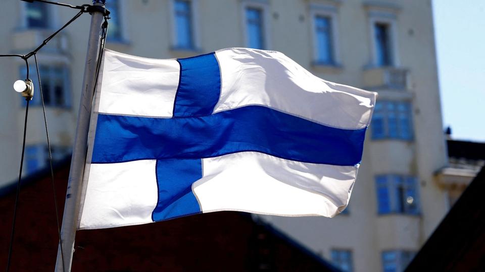 I en ny meningsmåling fra den finske public service-kanal Yle svarede 53 procent ja til, at Finland bør blive medlem af Nato. 28 procent var imod, mens 19 procent var i tvivl. (Arkivfoto). <i>Ints Kalnins/Reuters</i>