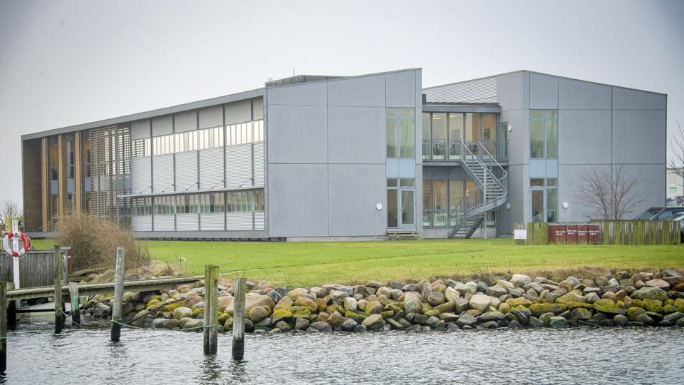 Behandlerhuset Dokken er blevet en succes, men der er behov for at udvide bygningen. Med en politisk støtteerklæring til udvidelsesplanerne for Dokken tilkendegiver Thisted Kommune sin interesse i at udvidelsen gennemføres. <i>Arkivfoto: Bo Lehm</i>