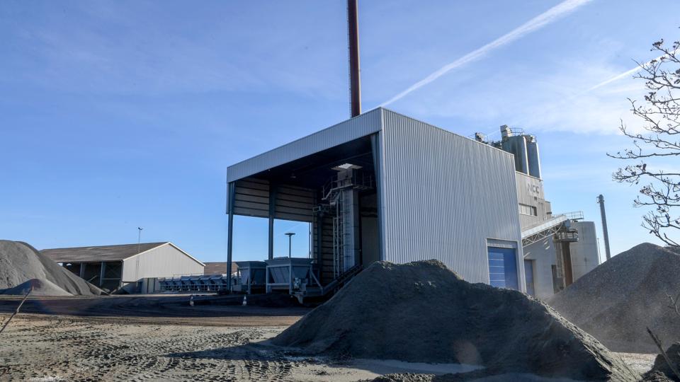 NCC asfaltfabrikken i Hjallerup <i>Foto: Henrik Louis</i>