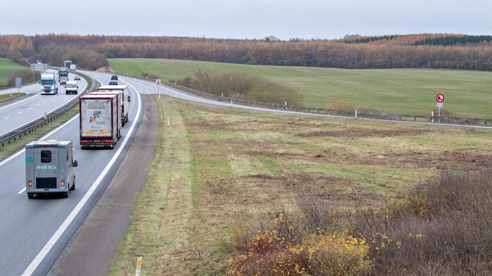 Mariagerfjord Kommune har fire tilkørsler til motorvejen og får måske nu sin første fastfoodrestaurant og tankstation ved E45. Foto: Bente Poder