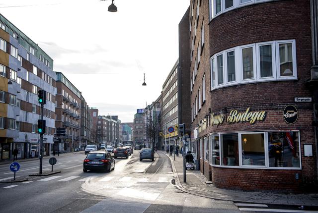 Det er skiftedag hos Tempo på hjørnet af Vesterbro og Borgergade. Foto: Henrik Bo