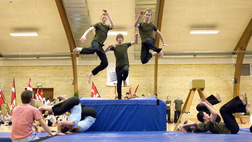 Foreninger i Nord-, Midt- og Vestjylland lider under coronakrisen. Derfor opfordrer Thisted Forsikring - på baggrund af de mange ansøgninger, at man bliver medlem, betaler og i det hele taget bakker op om foreningerne, så der også er et foreningsliv ”på den anden side”. Arkivfoto