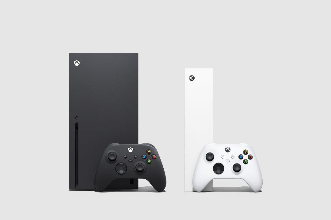 Microsoft lancerer to konsoller d. 10. november. Xbox Series X (venstre) og Xbox Series S (højre). Foto: Microsoft