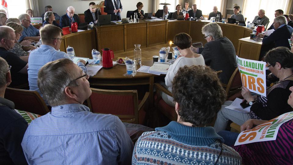 Nu vender de fysiske kommunalbestyrelsesmøder tilbage på Mors, dog ikke som her i byrådssalen, men derimod i Sparekassen Thy Arena Mors tirsdag 2. juni, hvor der også er adgang for tilhørere. Arkivfoto: Peter Mørk