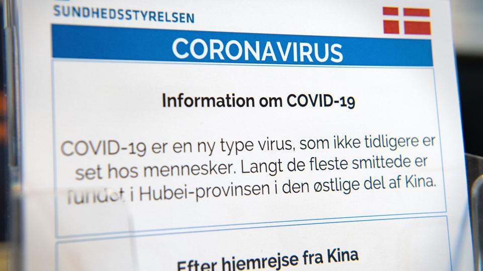 Riskoen for coronasmitte gør det besværligt at rejse ud i verden netop nu. Indtil videre planlægger Aalborg Handelsskole at holde fast i planerne for elevernes studierejser - også den klasse, som netop er i selvisolation, fordi en elev i klassen blev testet positiv for covid-19 i sidste uge. Arkvfoto: Bente Poder