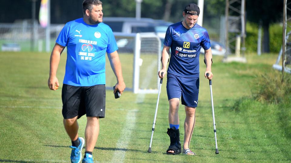 Pål Alexander Kirkevold (th.) ser ikke ud til at kunne hjælpe Hobro i den nærmeste fremtid. Foto: Torben Hansen