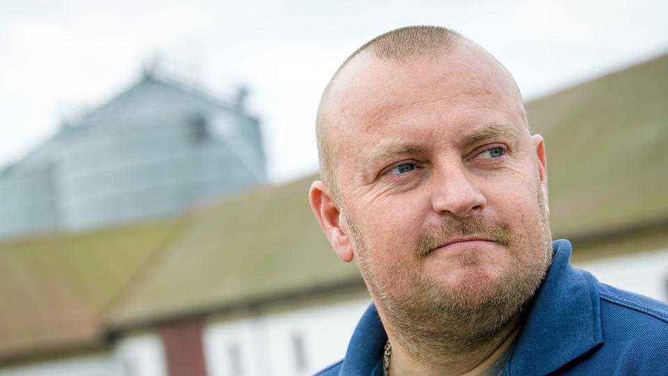 Claus Drejer hjemme på gården Holkasminde syd for Løgstør.