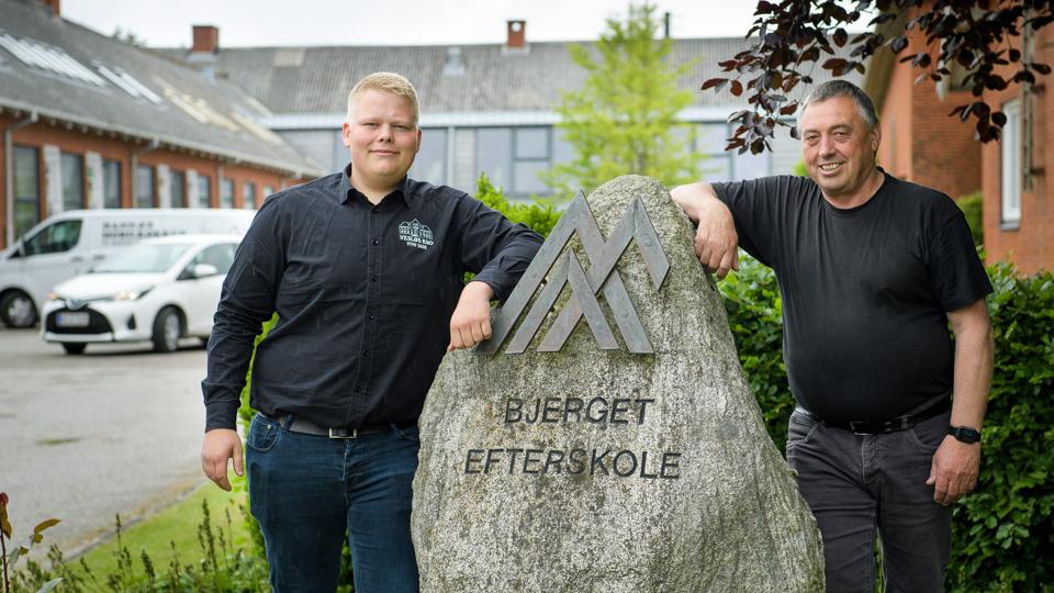 Lasse Sørensen (tv) og Tommy Bang Jensen er klar til de første ?gæster i Thy Event & Naturcenter fredag aften. Foto: Bo Lehm
