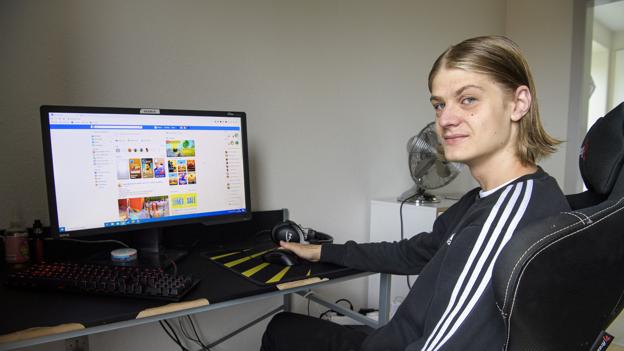 Den 19-årige thybo fik sig en slem forskrækkelse, da han fandt ud af, at nogen har lavet en falsk profil på Facebook i hans navn. Foto: Peter Mørk <i>Peter Mørk</i>