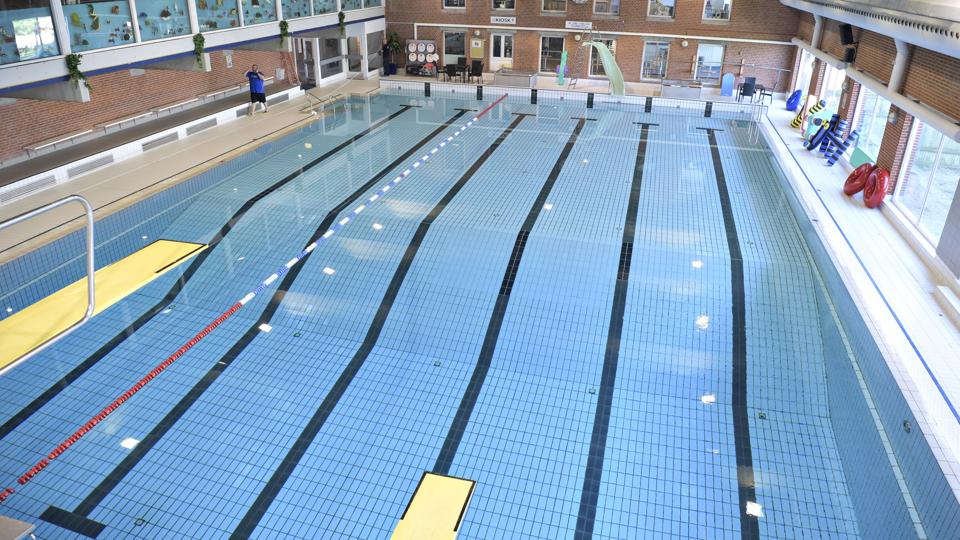 Skagen Kutlur- og Fritidscenter regner med at svømmehallen fra september igen kan blive fyldt, hvis det er tilladt til den tid. Arkivfoto: Bente Poder <i>Bent Bach</i>