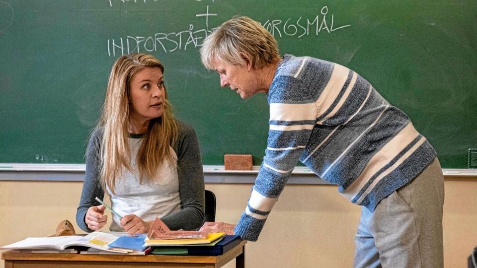Ritas og Gerds sidste samtale afslørede ikke, hvor alvorlig en drejning, serien pludselig tog. Foto: Per Arnesen/ TV 2 <i>Per Arnesen/TV 2</i>