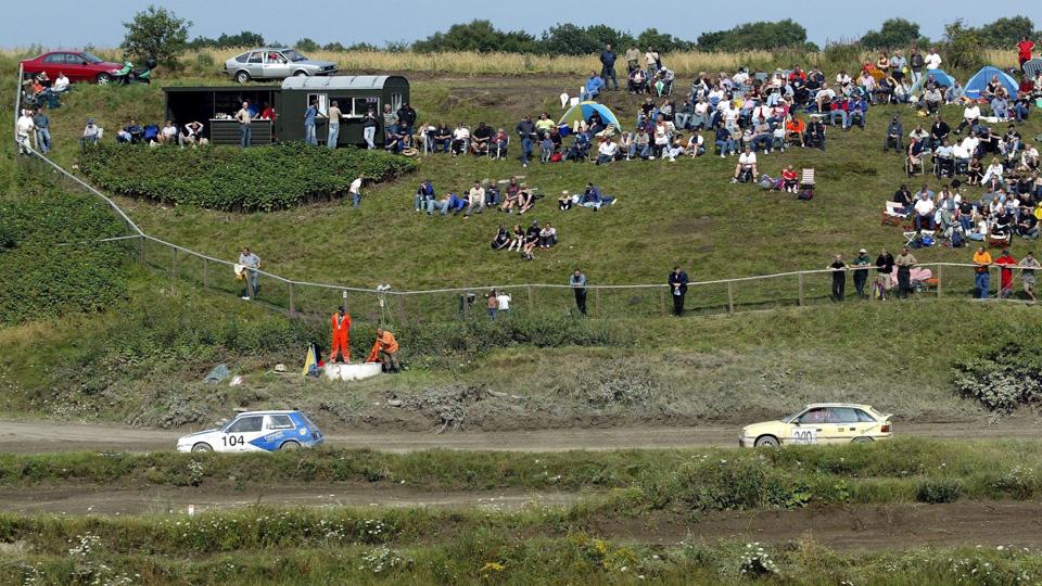 Ørnedalsbanen ligger i en dalbund og beliggenheden er med til at begrænse støjudbredelsen - bare ikke nok. Arkivfoto: Kim Dahl Hansen